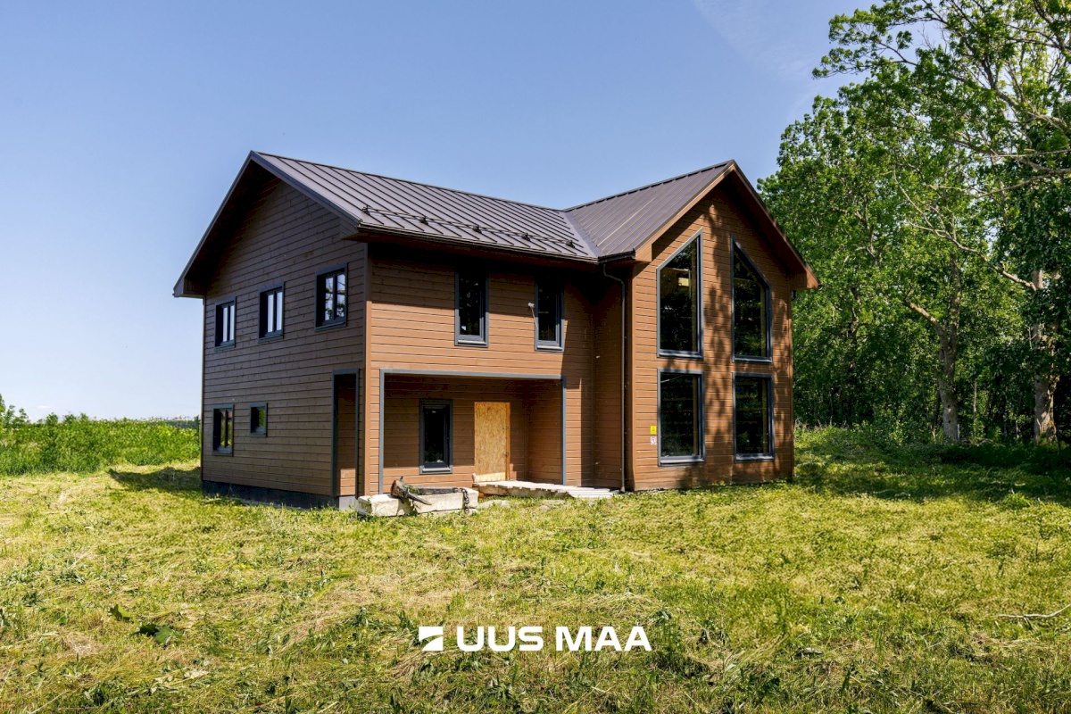 Lääne-Harju vald, Kurkse küla, Saarepuu