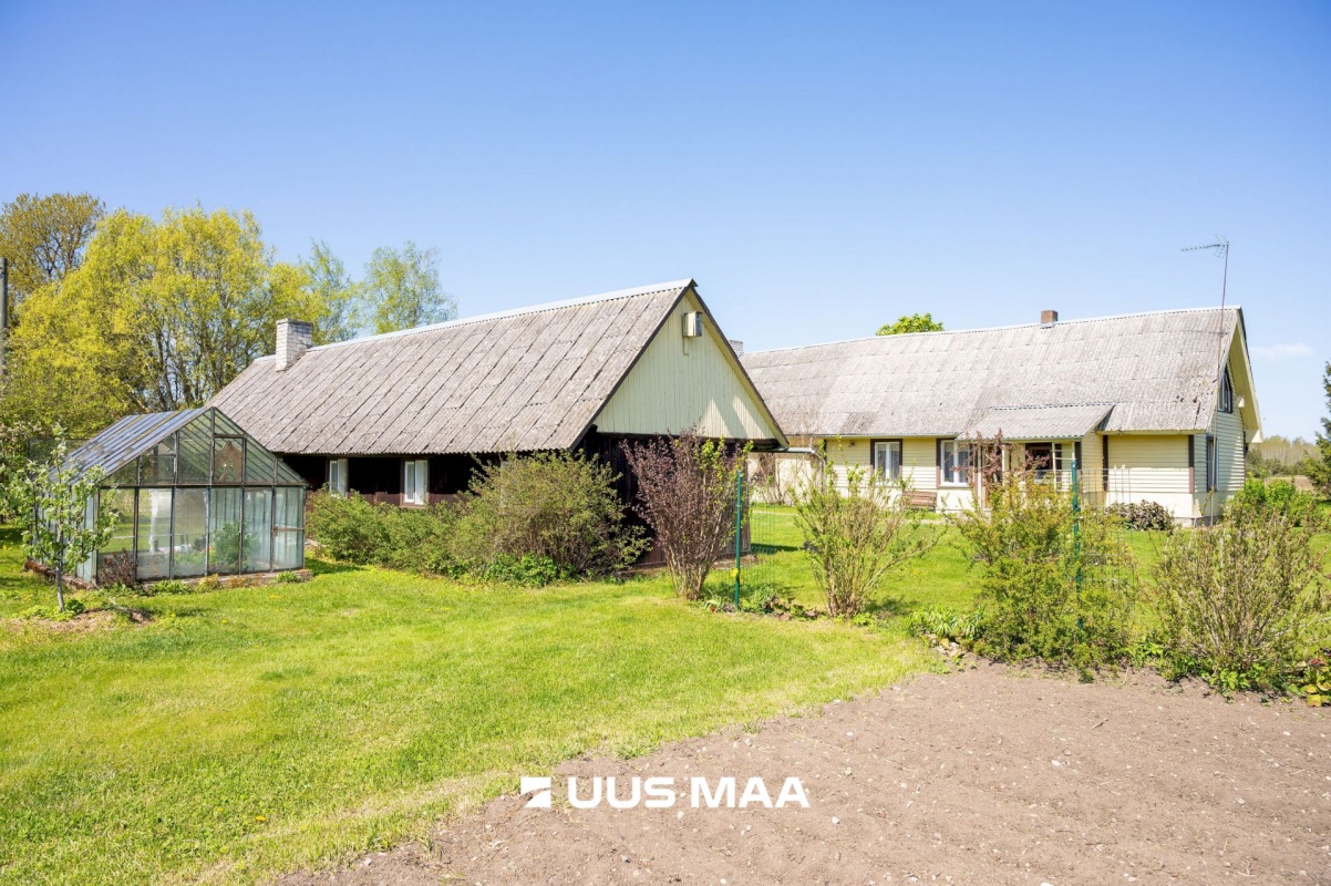 Saaremaa vald, Asuküla, Ruusi talu