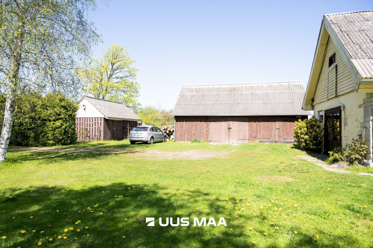 Saaremaa vald, Asuküla, Ruusi talu