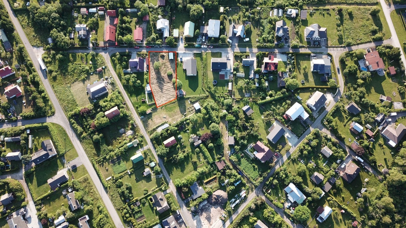 Harku vald, Viti küla, Akaatsia tee 15