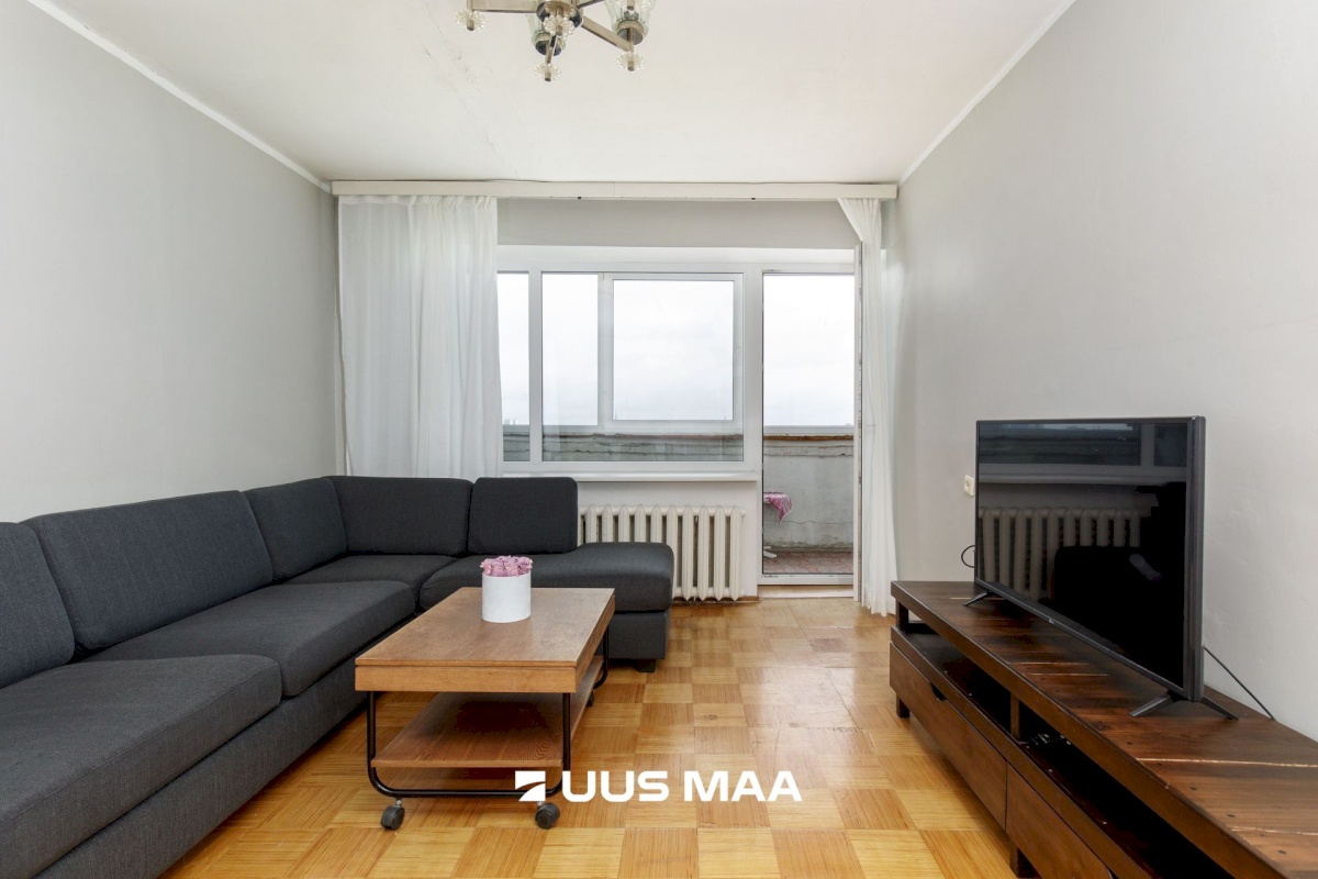 Tallinn, Lasnamäe linnaosa, Sikupilli, Lasnamäe tn 18