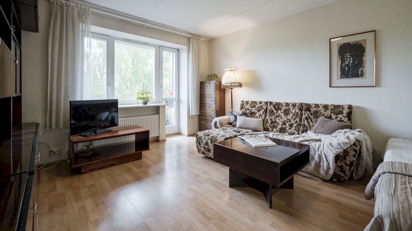 Tallinn, Mustamäe linnaosa, Tammsaare tee 81
