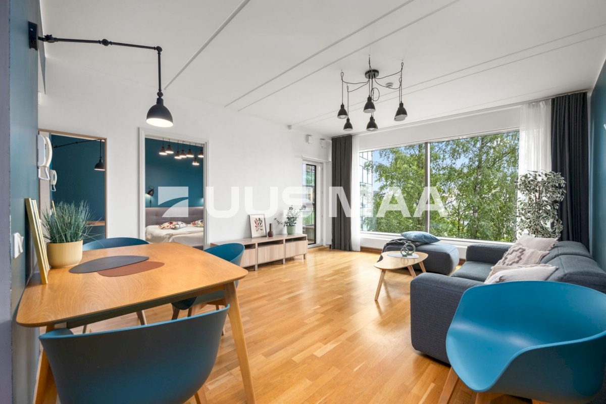 Tallinn, Kesklinna linnaosa, Sadama, Lootsi 3a
