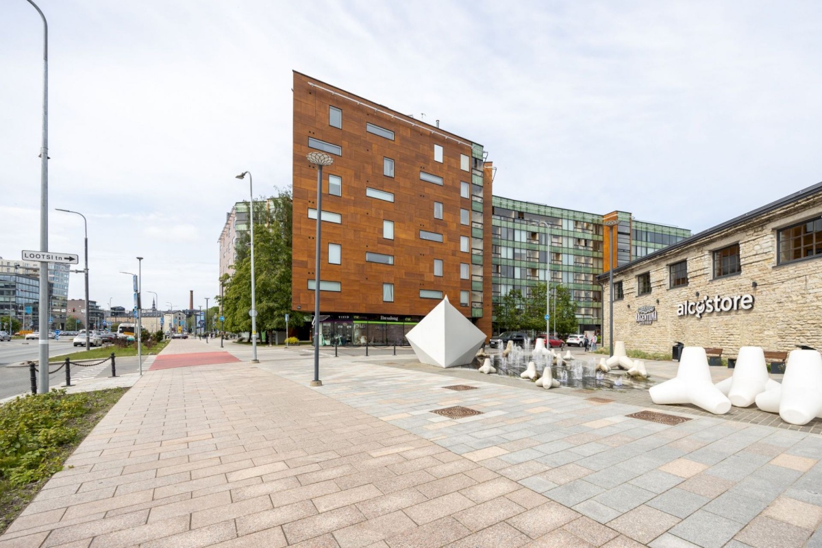 Tallinn, Kesklinna linnaosa, Sadama, Lootsi 3a