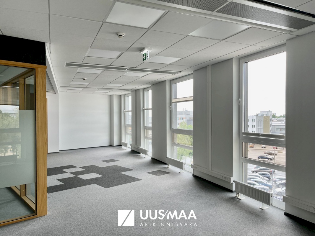 Tallinn, Mustamäe linnaosa, Mäealuse 2/3