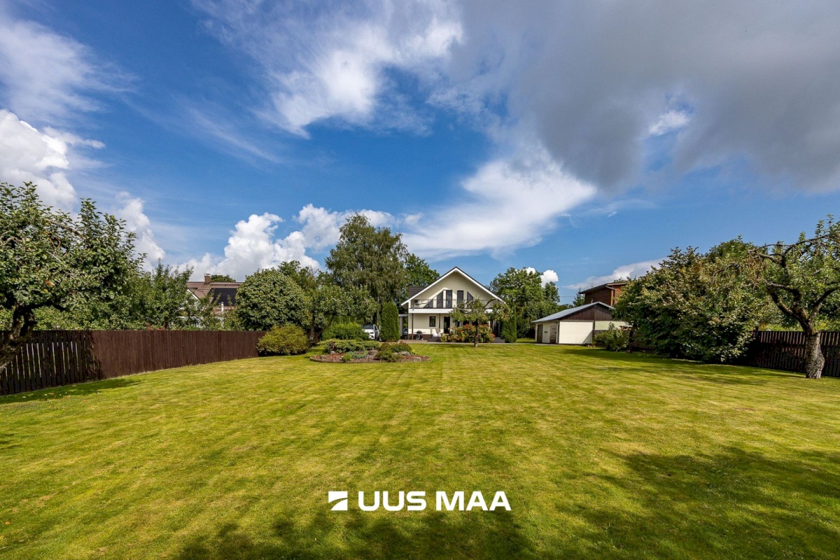 Rae vald, Peetri alevik, Aaviku tee 11