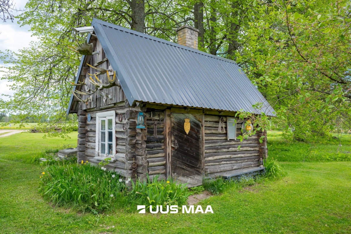 Rae vald, Urvaste küla, Vahendiku talu