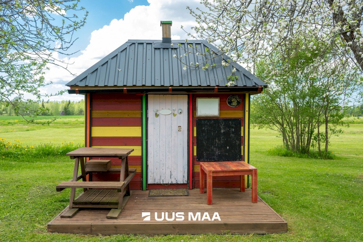Rae vald, Urvaste küla, Vahendiku talu