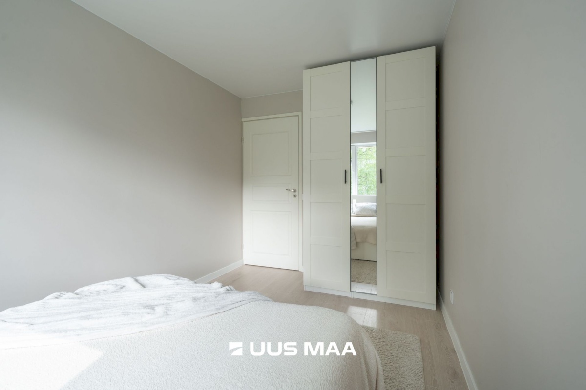 Tallinn, Mustamäe linnaosa, Ehitajate tee 35