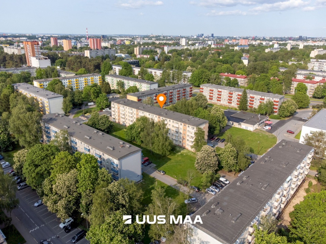 Tallinn, Mustamäe linnaosa, Ehitajate tee 35