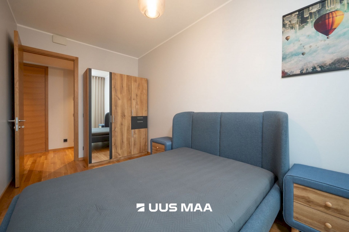 Tallinn, Kesklinna linnaosa, Tõnismäe, Tõnismägi 11a