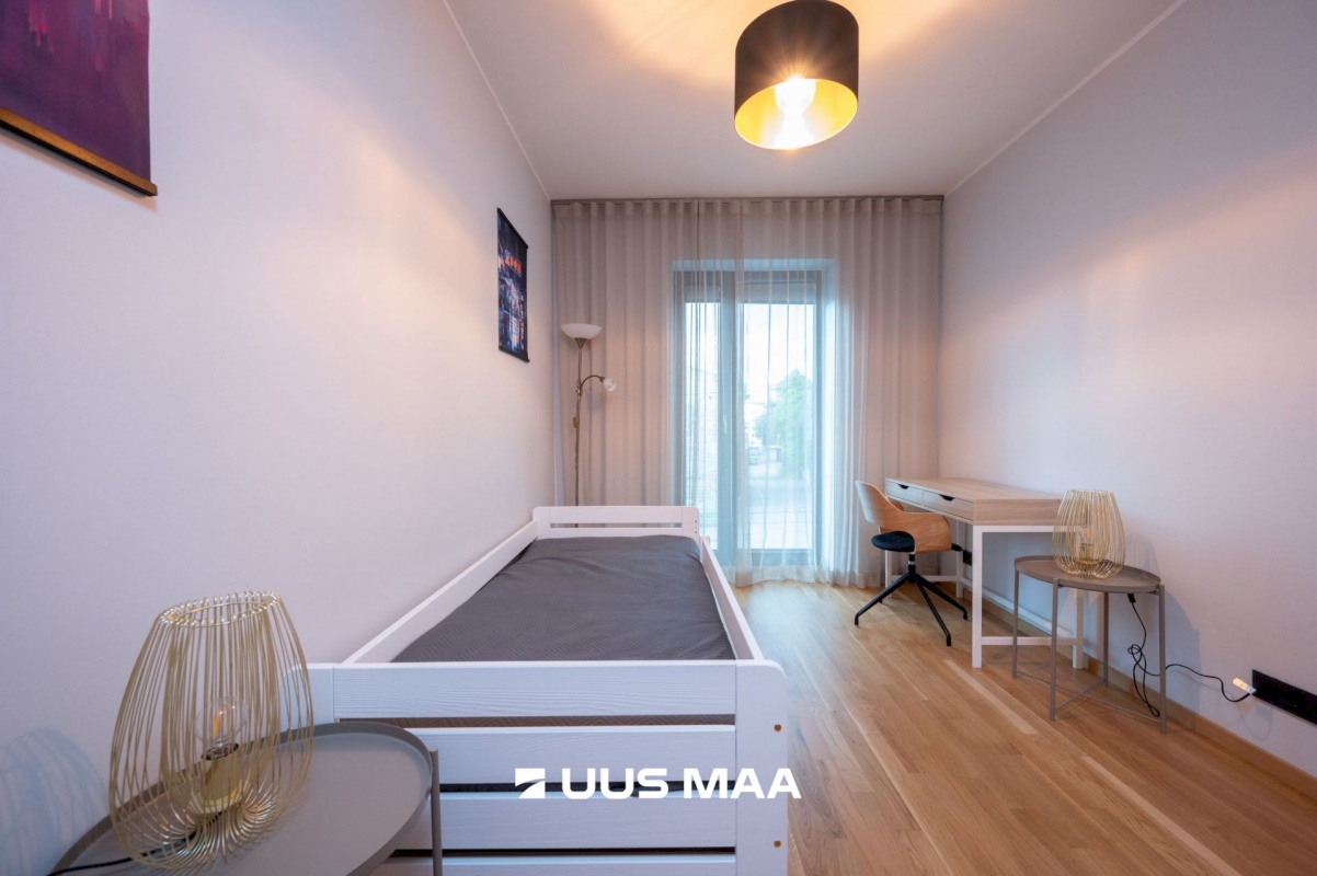 Tallinn, Kesklinna linnaosa, Tõnismäe, Tõnismägi 11a