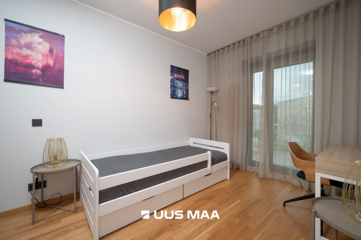 Tallinn, Kesklinna linnaosa, Tõnismäe, Tõnismägi 11a