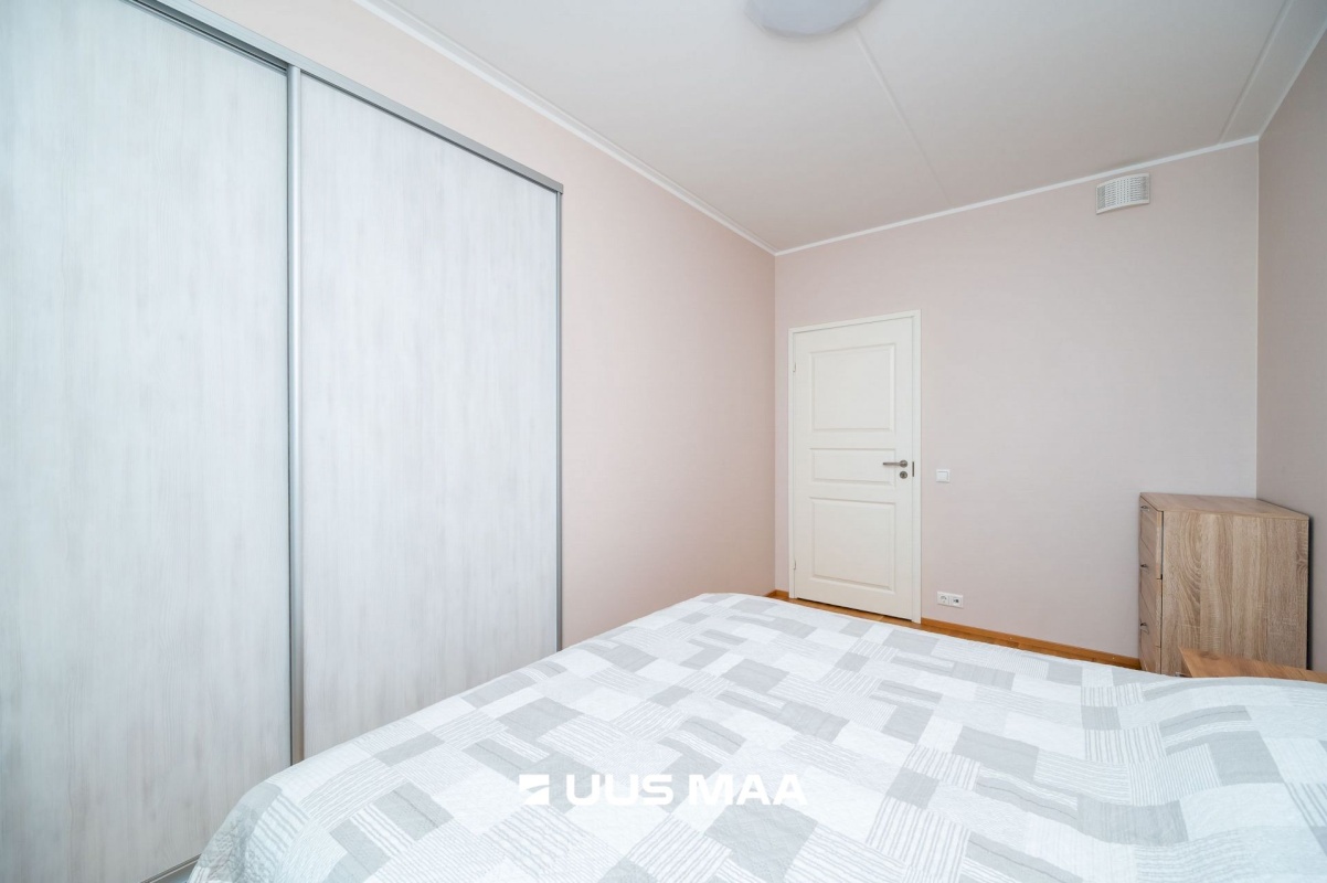 Tallinn, Lasnamäe linnaosa, Priisle, Linnamäe tee 42a