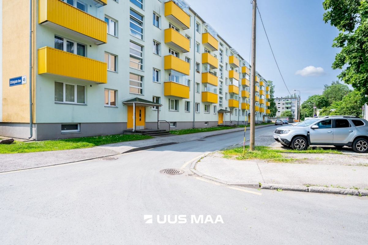 Tallinn, Mustamäe linnaosa, Ehitajate tee 45