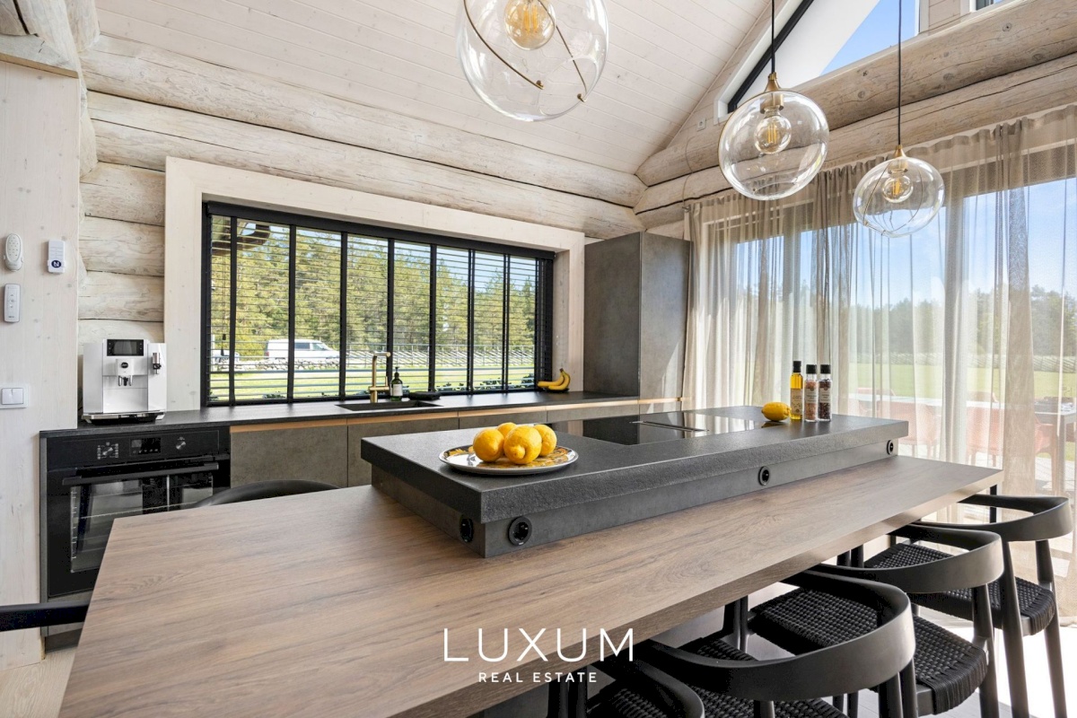 Lääne-Nigula vald, Paslepa küla/Pasklep, Linnupesa