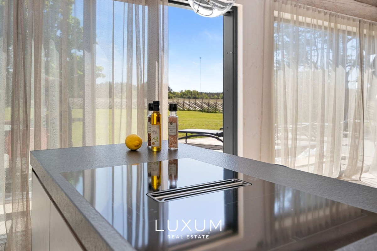 Lääne-Nigula vald, Paslepa küla/Pasklep, Linnupesa