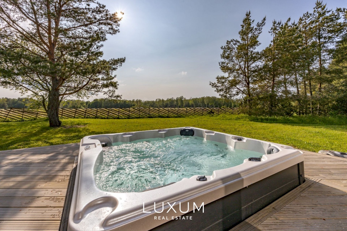 Lääne-Nigula vald, Paslepa küla/Pasklep, Linnupesa