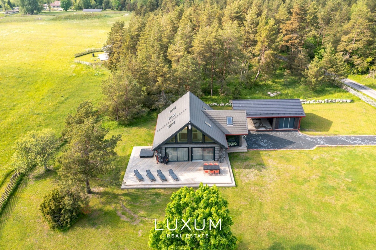 Lääne-Nigula vald, Paslepa küla/Pasklep, Linnupesa