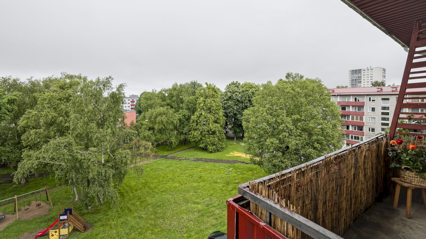 Tallinn, Mustamäe linnaosa, Mustamäe tee 102