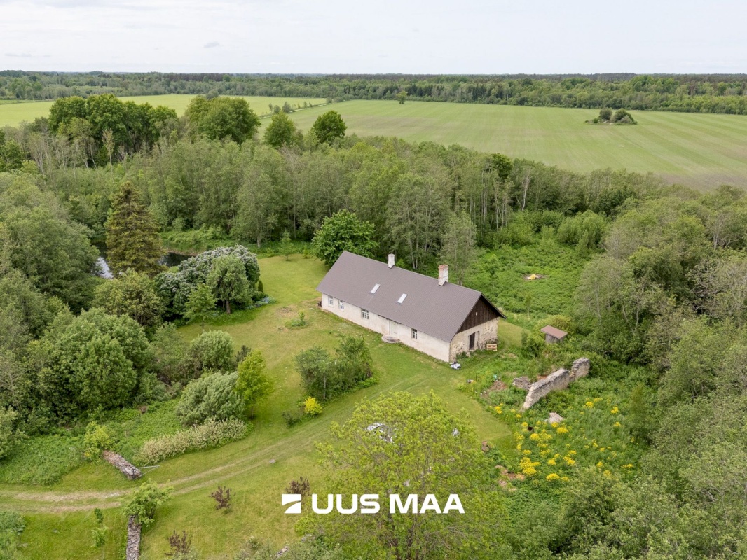 Lääne-Nigula vald, Suure-Lähtru küla