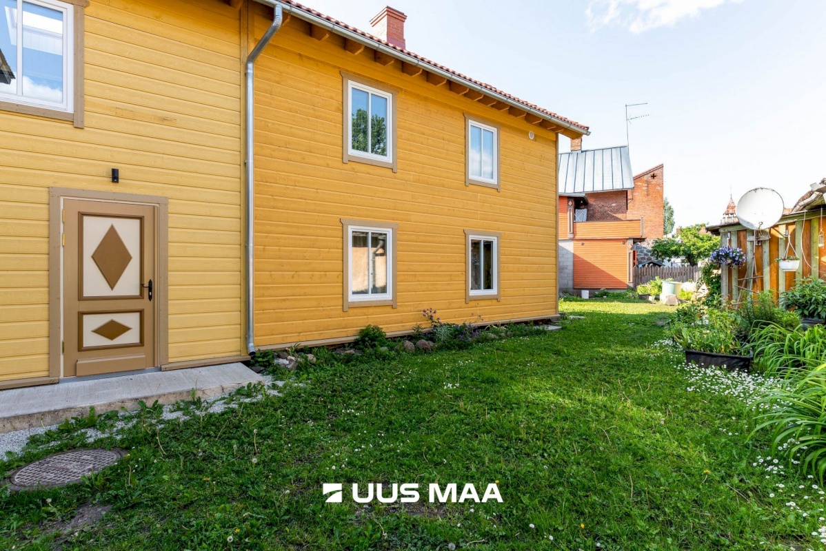 Viljandi linn, Vanalinn, Pikk tn 11
