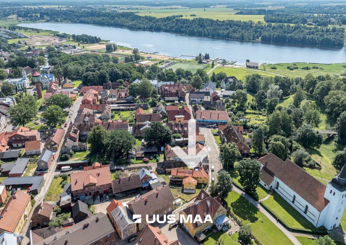 Viljandi linn, Vanalinn, Pikk tn 11