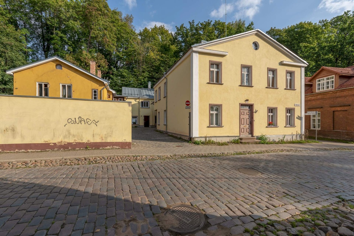 Tartu linn, Tartu linn, Kesklinn, Vanalinn, Vallikraavi tn 11