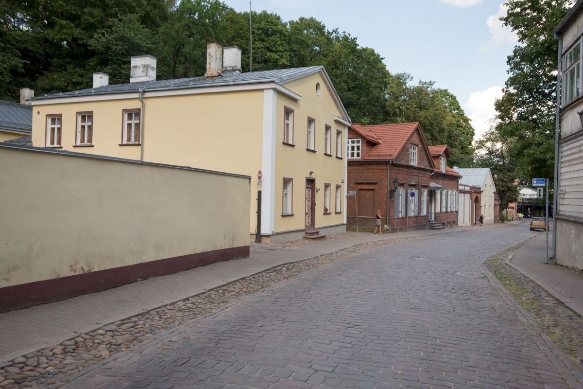 Tartu linn, Tartu linn, Kesklinn, Vanalinn, Vallikraavi tn 11