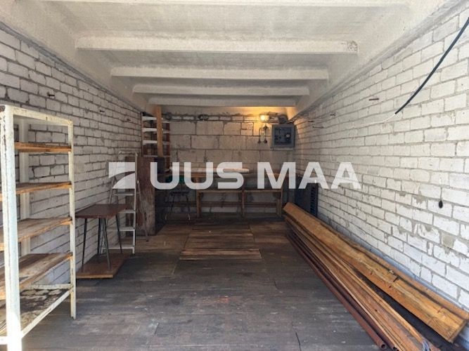 Tallinn, Mustamäe linnaosa, Mäealuse