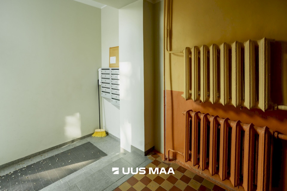 Saaremaa vald, Kuressaare linn, Tallinna 14