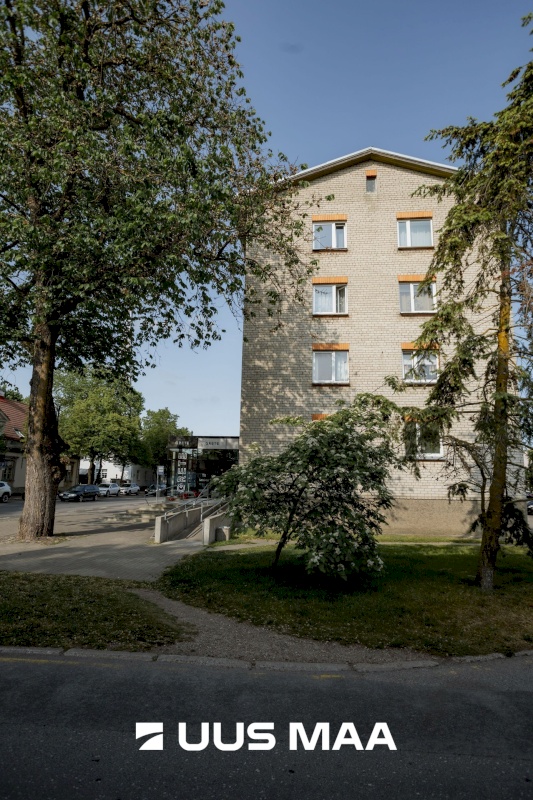 Saaremaa vald, Kuressaare linn, Tallinna 14