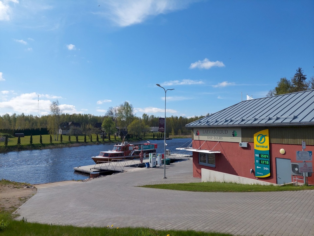 Setomaa vald, Värska alevik, Kooli tn