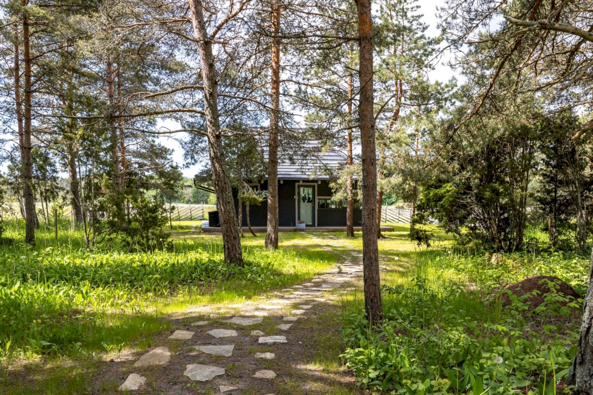 Lääne-Nigula vald, Paslepa küla/Pasklep, Väike-Männituka