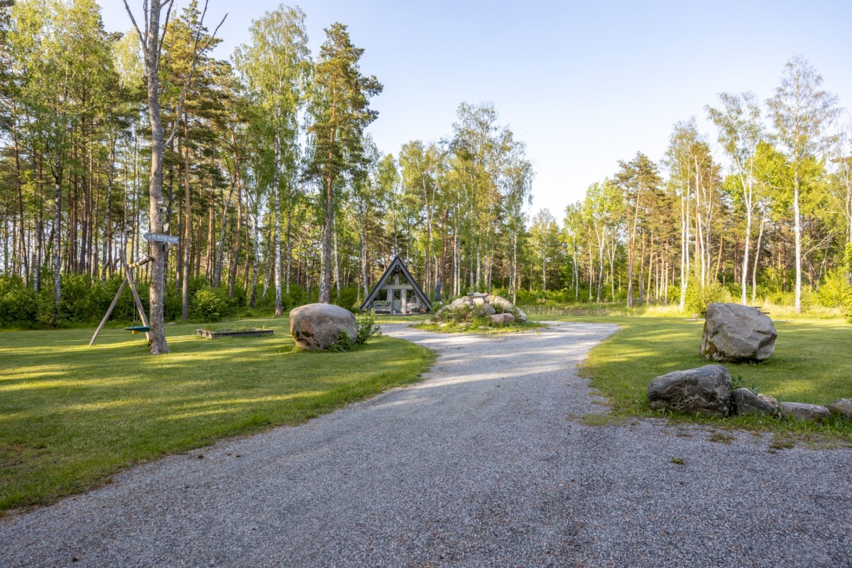 Lääne-Nigula vald, Paslepa küla/Pasklep, Kasetuka