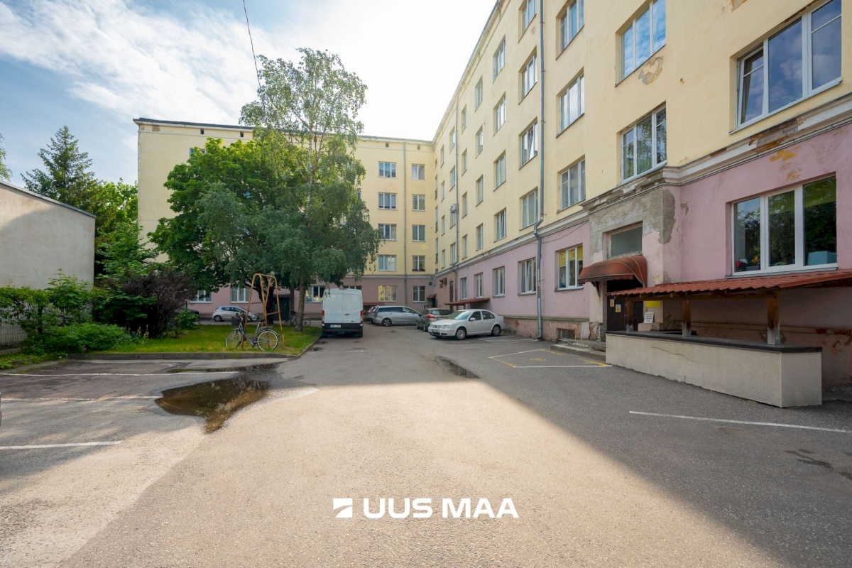 Tallinn, Kesklinna linnaosa, Liivalaia 30