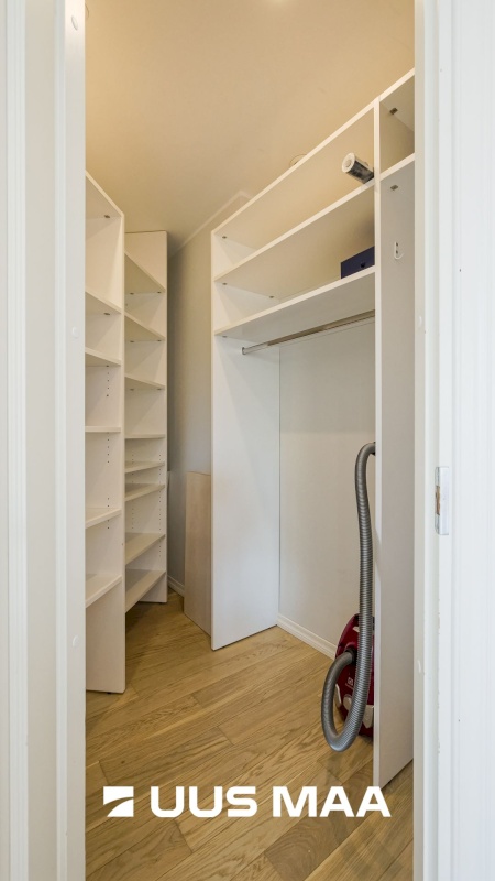 Tallinn, Põhja-Tallinna linnaosa, Kalamaja, Valgevase 9b/1