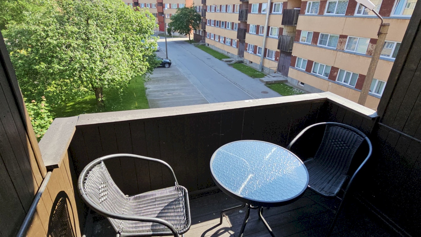 Kohtla-Järve linn, Ahtme linnaosa, Maleva tn 37