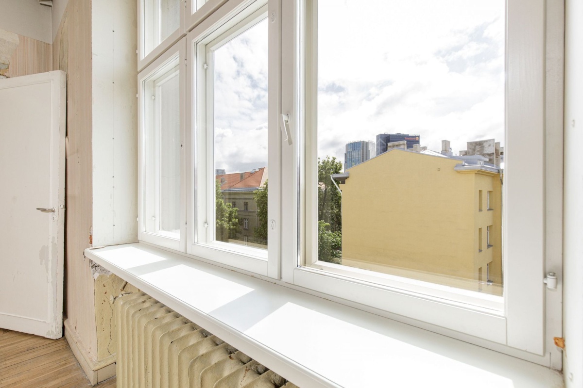 Tallinn, Kesklinna linnaosa, Maakri, Rävala pst 13