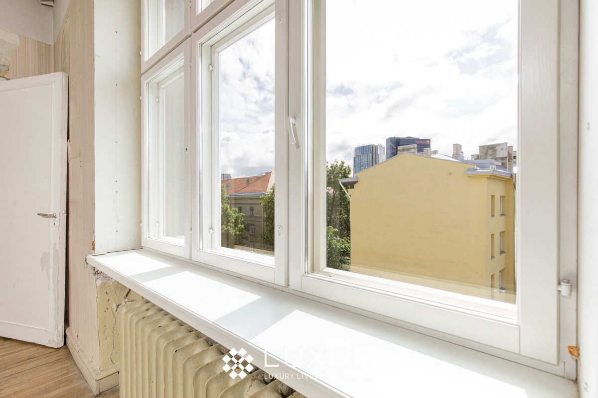 Tallinn, Kesklinna linnaosa, Maakri, Rävala pst 13