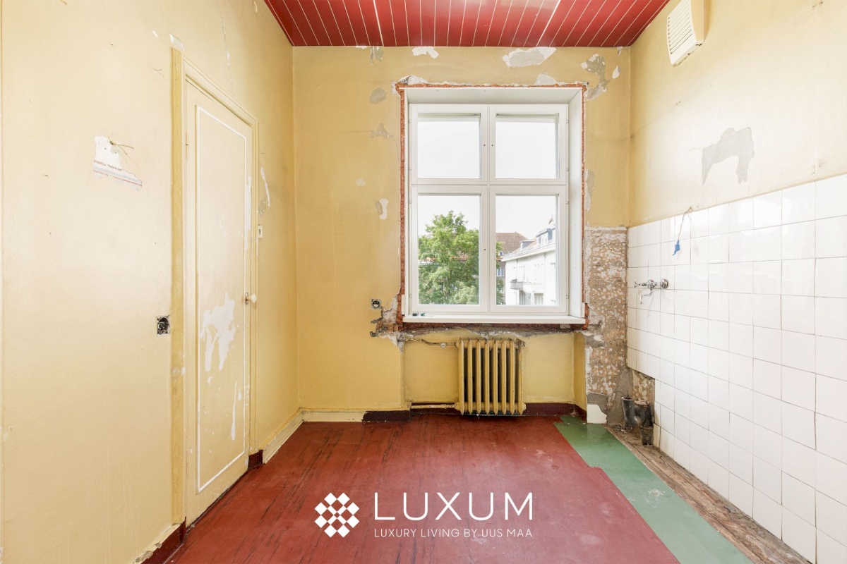 Tallinn, Kesklinna linnaosa, Maakri, Rävala pst 13