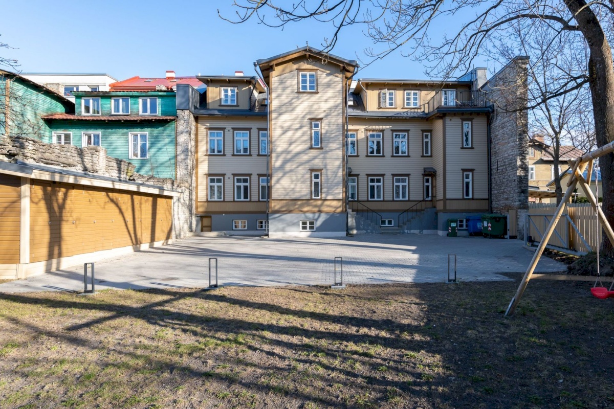 Tallinn, Kesklinna linnaosa, Kadriorg, Faehlmanni 25