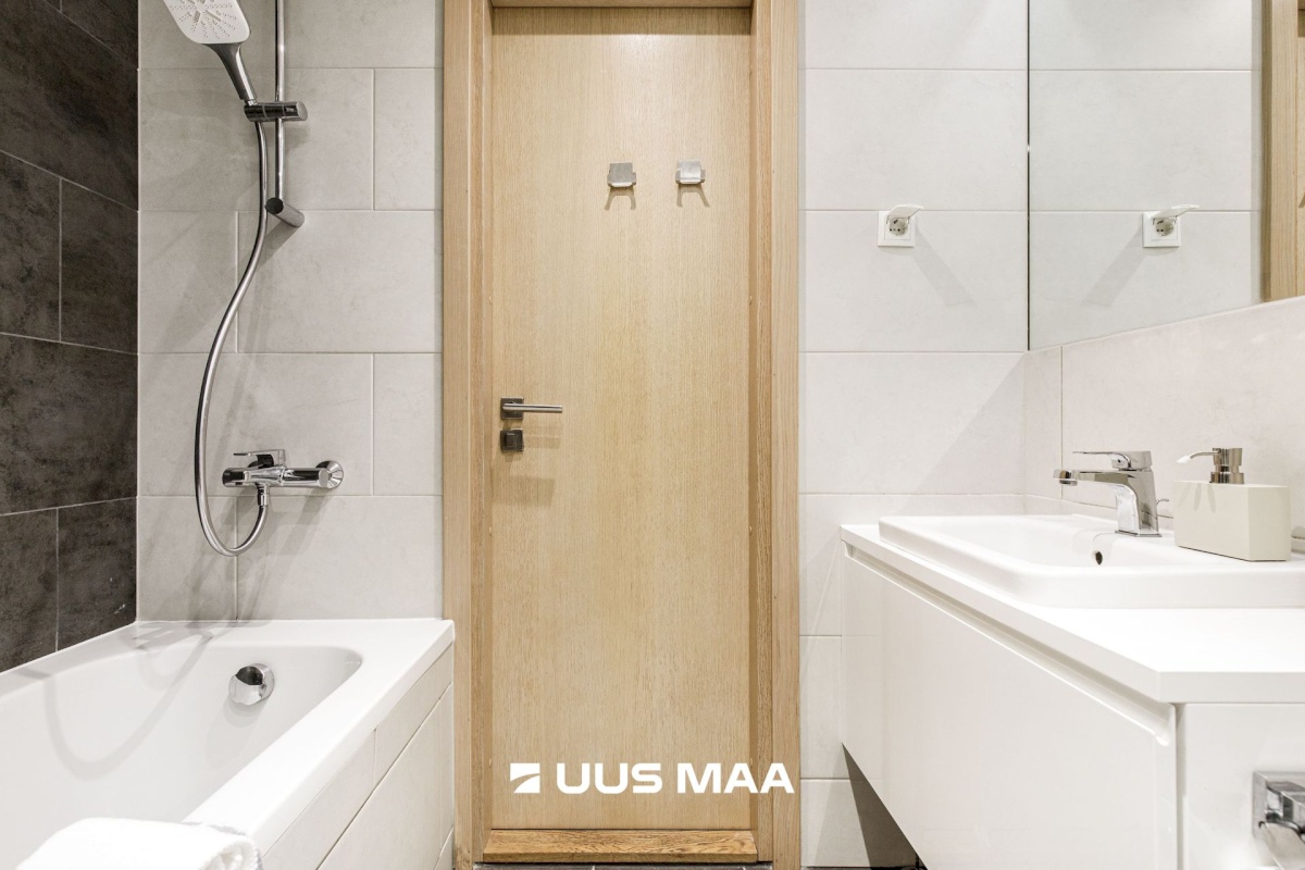 Tallinn, Kesklinna linnaosa, Tartu mnt 56