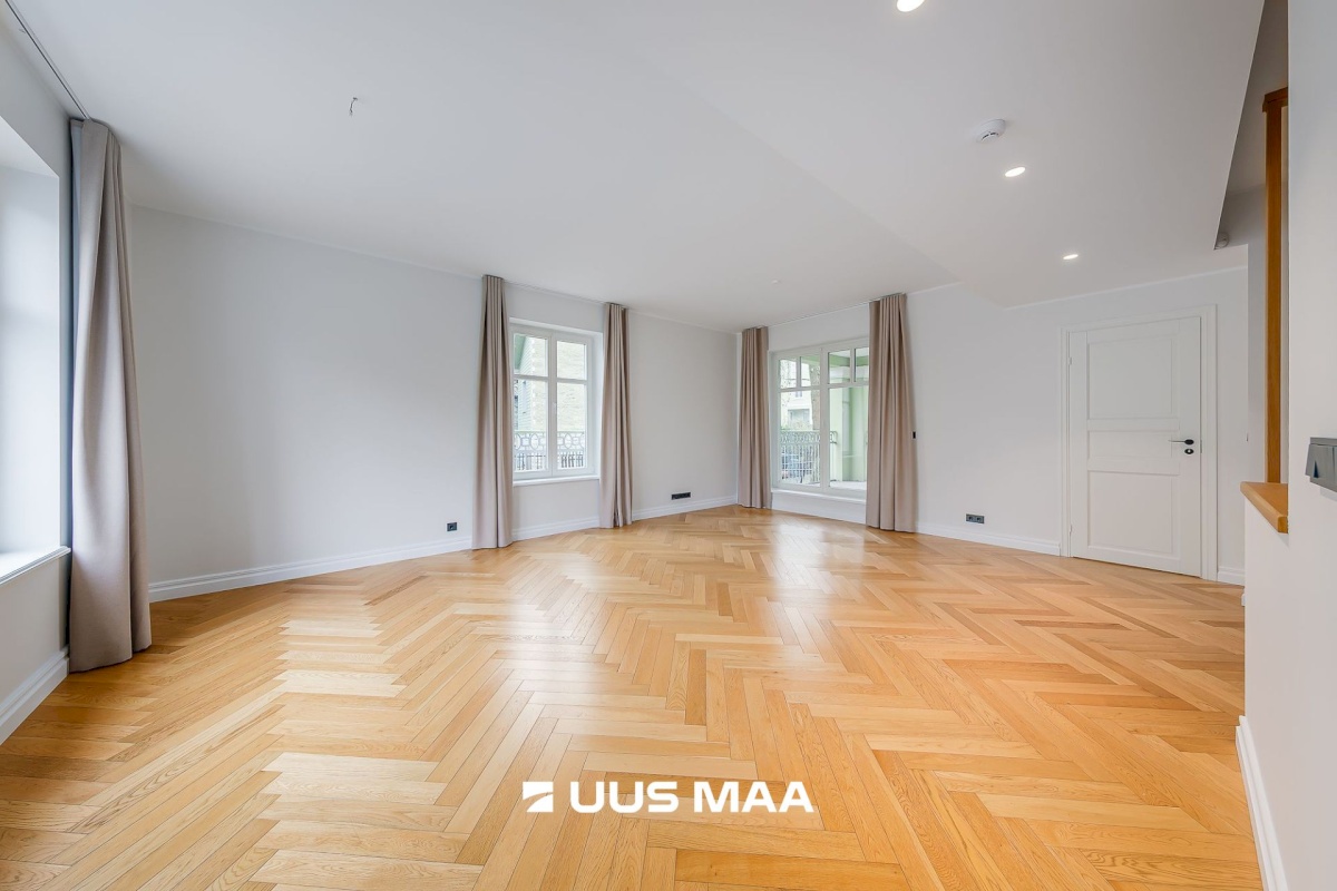 Tallinn, Kesklinna linnaosa, Kadriorg, Vesivärava 16