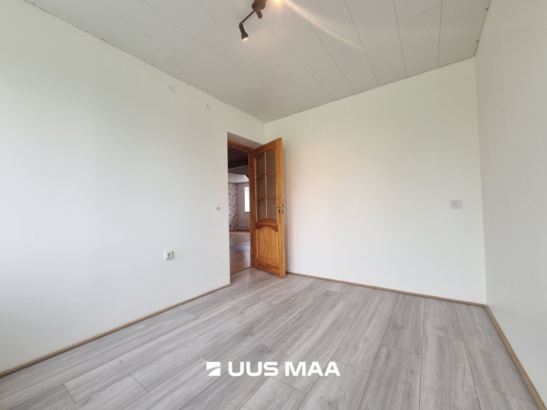 Vinni vald, Pajusti alevik, Linnu tn. 9