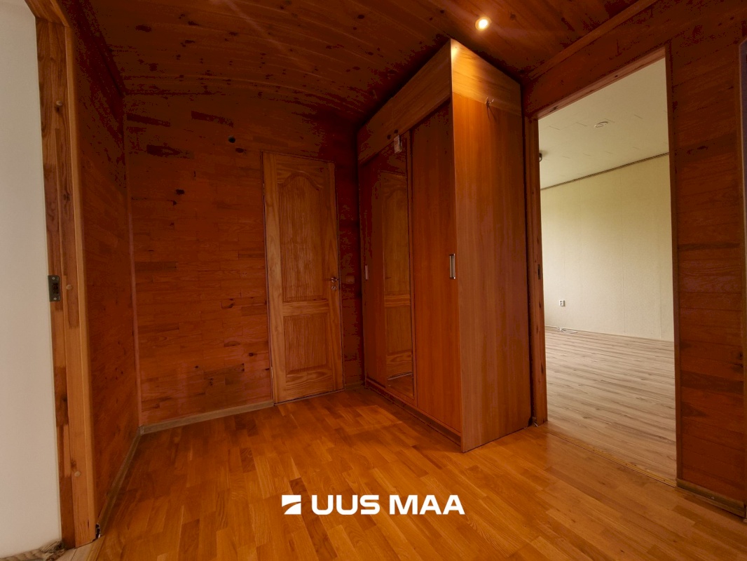 Vinni vald, Pajusti alevik, Linnu tn. 9