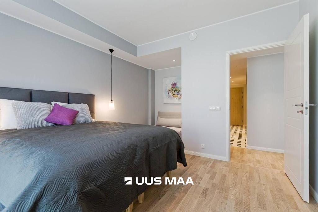 Tallinn, Kesklinna linnaosa, Pronksi tn 6a