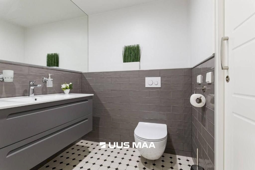 Tallinn, Kesklinna linnaosa, Pronksi tn 6a