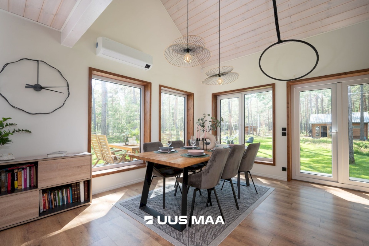 Lääne-Nigula vald, Rooslepa küla/Roslep, Trollitee