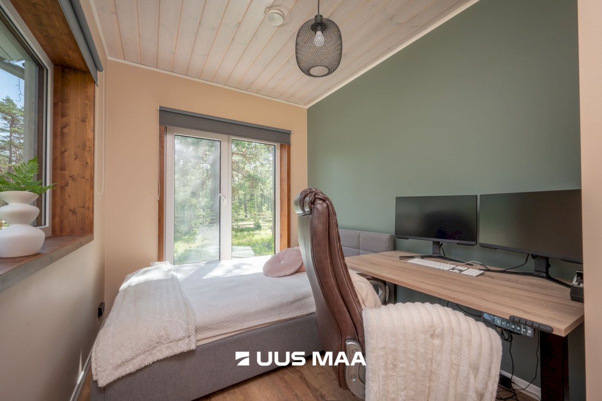 Lääne-Nigula vald, Rooslepa küla/Roslep, Trollitee